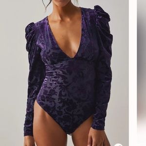 NWT free people, intimately, velvet, puff sleeve bodysuit